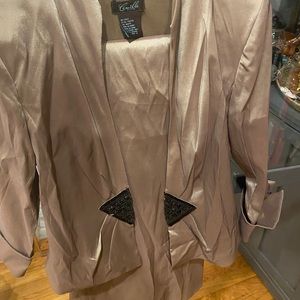 New Camille la Vie Bronze women special occasion 3 piece set size 8